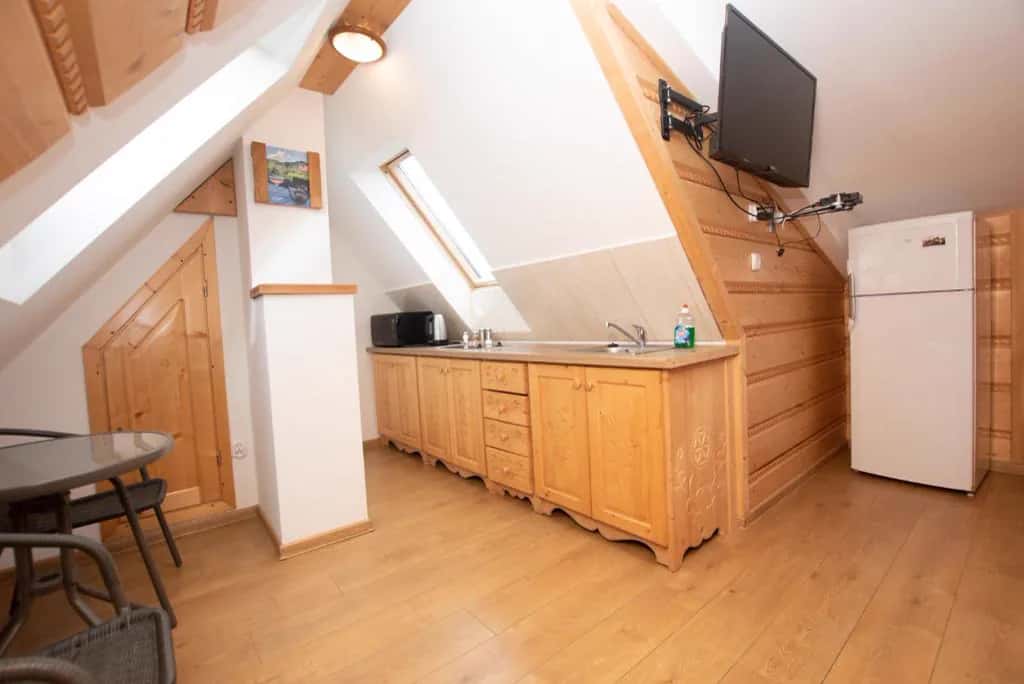 Hawrań Apartment — photo 4 of 8